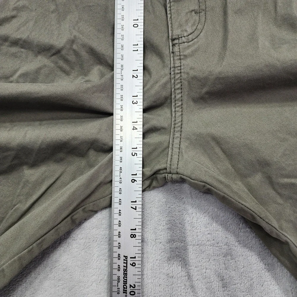 Wrangler Shorts Mens 42 Green Stretch Cargo Chino Relaxed‎ Fit 10 Inseam Casual